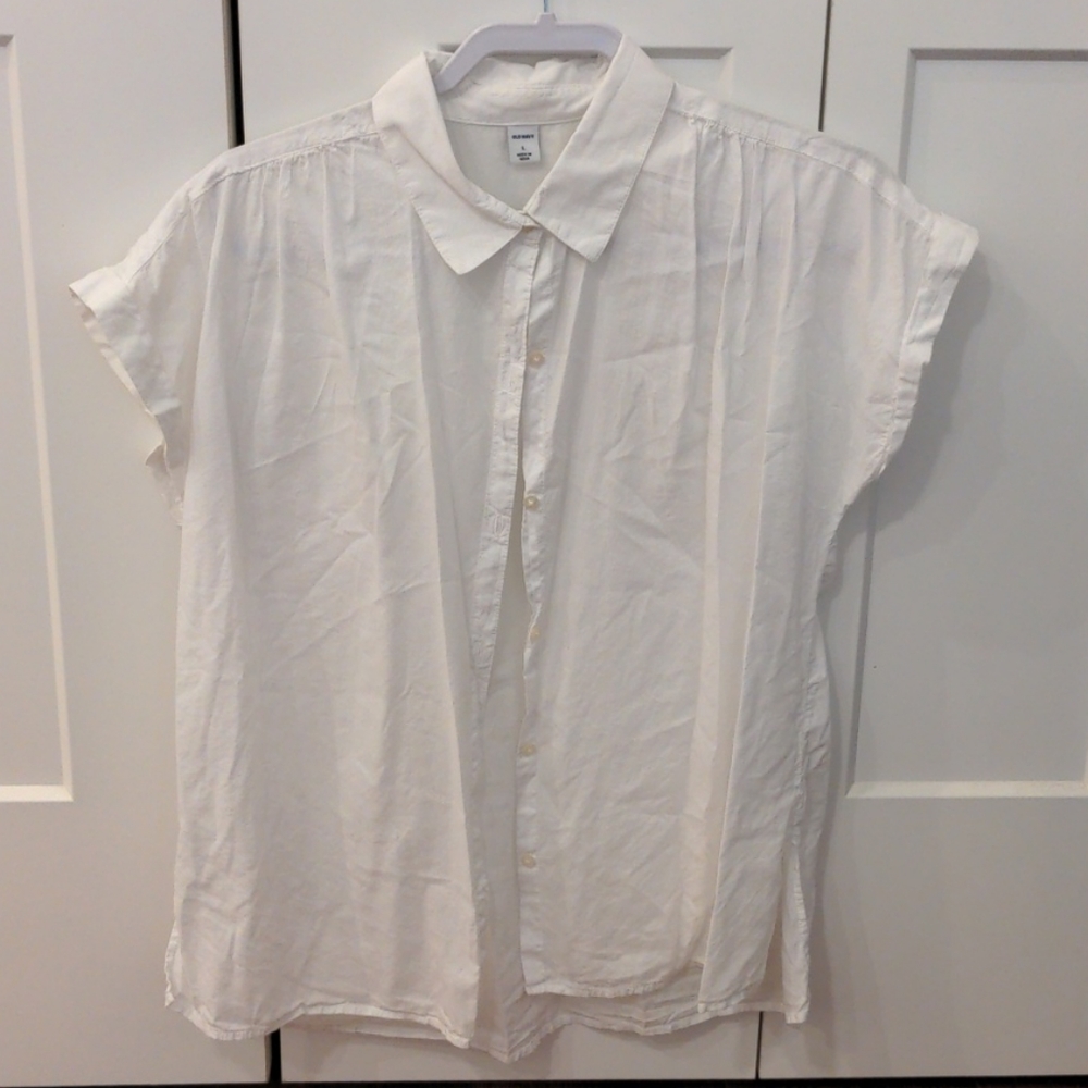 Old navy boxy relaxed white cotton button up top
